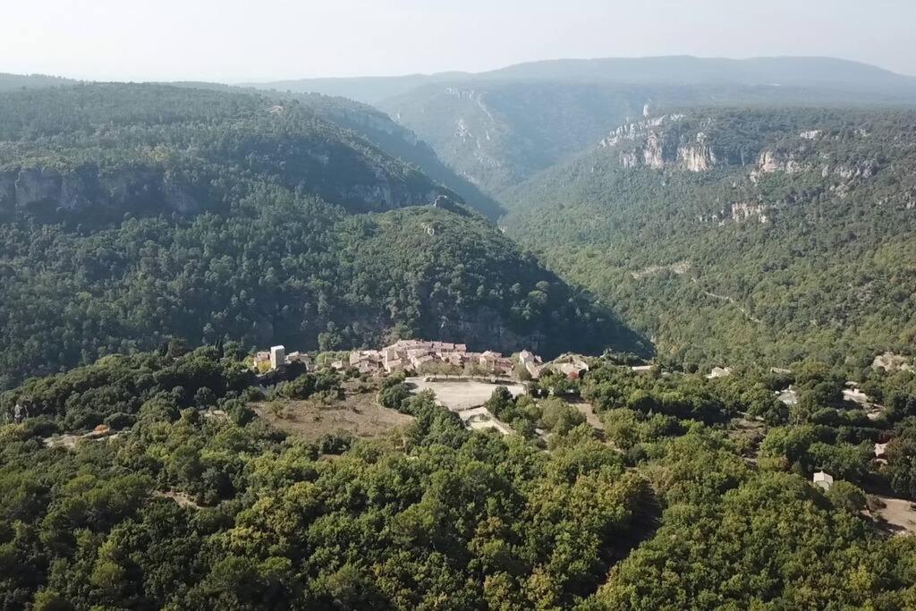 Chateaudouble : Appartement Au Calme Eksteriør bilde
